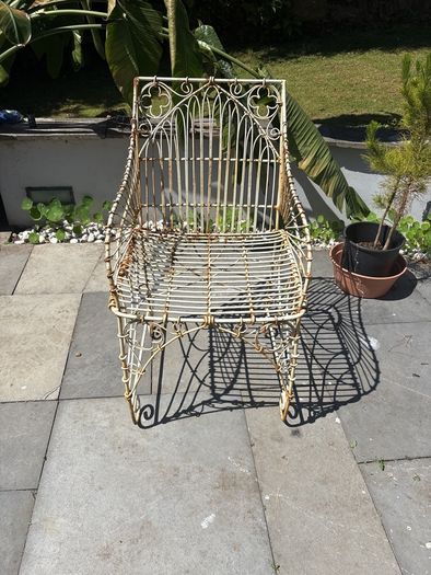 Ornate Antique-Style Gothic Wirework Garden Set (Table & 4 Armchairs)