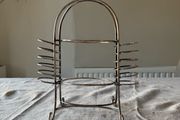 cake stand