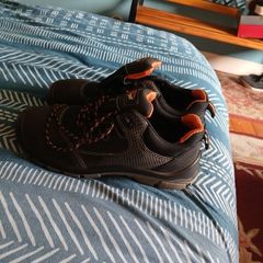 Work shoe