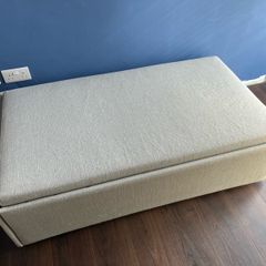 Guest bed Meadows & Byrne