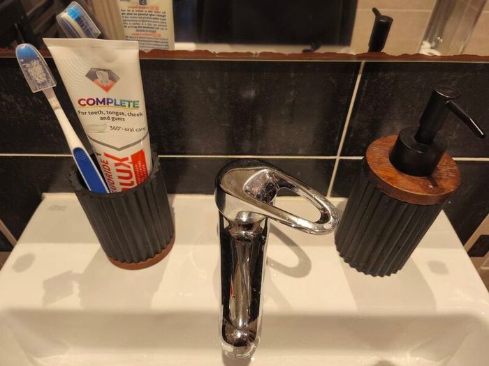 Soap dispenser & Tooth brush holder - Matching set