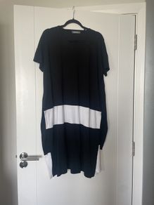 Alembika Black/White Tunic