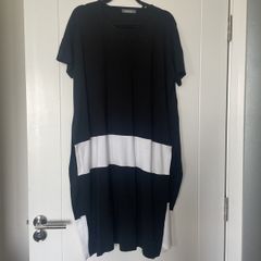 Alembika Black/White Tunic