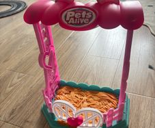 Pets alive Barn with gate