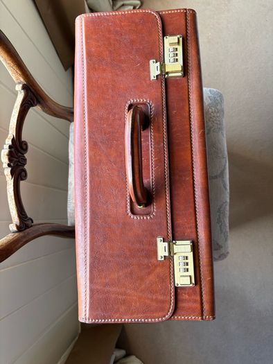 The Bridge Pilot Case- New with Tags