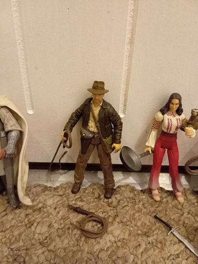 Indiana Jones 3.75inch figure set (7 figures)
