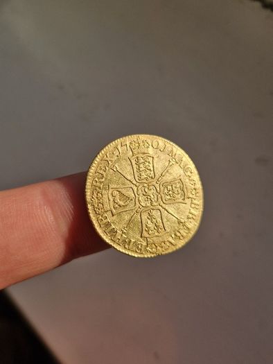 1701 William 3rd Full Gold Guinea. Beautiful and Scarce.