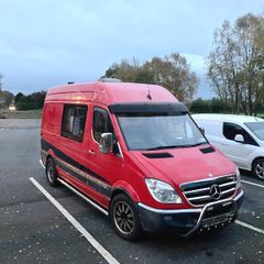 08 Mercedes Sprinter Camper