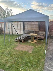 Popup Gazebo 3x3m 2m high