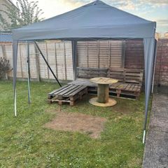 Popup Gazebo 3x3m 2m high