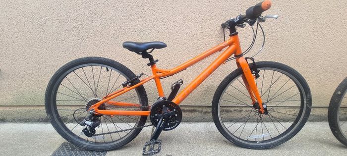 Carrera Junior 20" bikes
