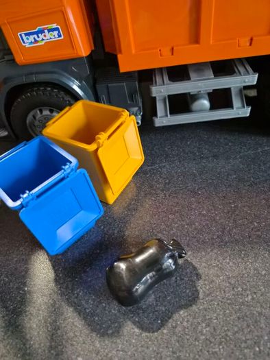 Garbage Truck