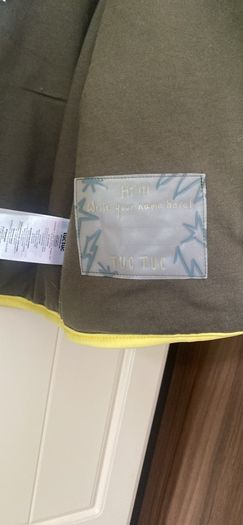 Child's green top