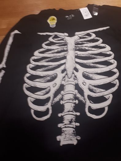 Halloween xl  age 14 glow in dark top