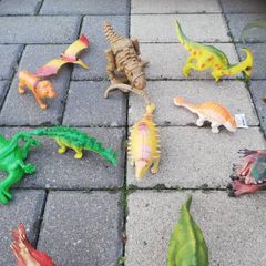 toys