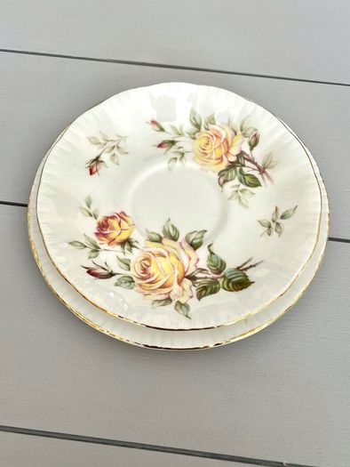 royal Standard tea trio