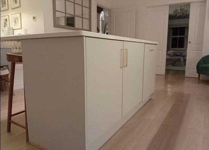 kitchen, Island & Utility