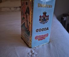 Old Vintage Tin