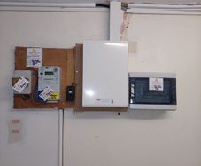 QC Electrician - Domestic / Commercial - Installation / Maintenance