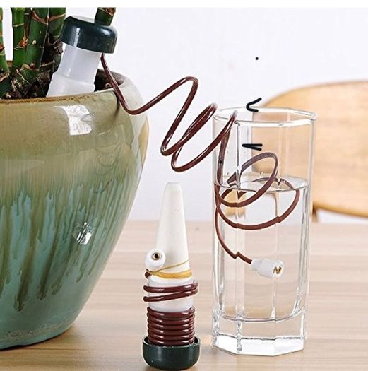 20x Simple automatic plant watering system. Ideal for holidays.