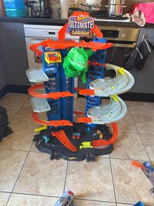 Hot Wheels Ultimate Garage