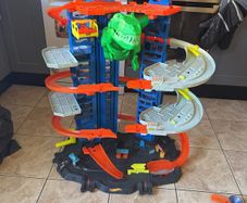 Hot Wheels Ultimate Garage