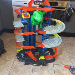 Hot Wheels Ultimate Garage