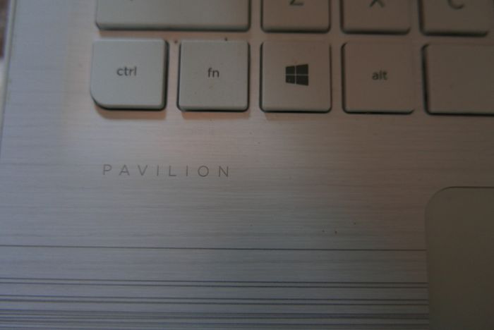 Hp Pavilion laptop i5-6200 - 8GB RAM GB 256 NVME SSD. Windows 10