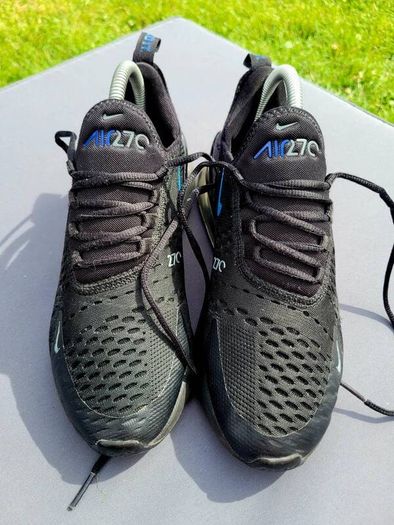 Nike  Air 270