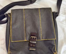 Etam grunge messenger bag