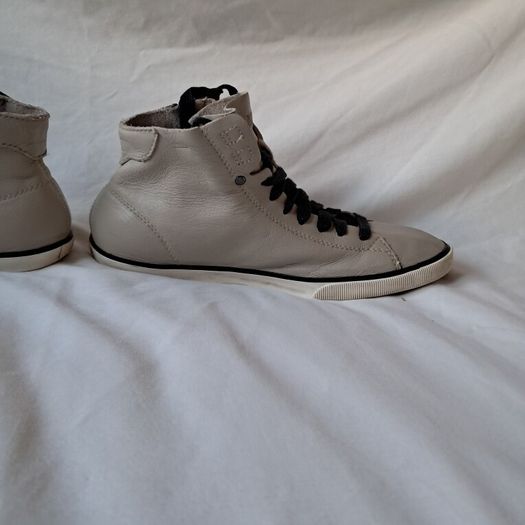 Diesel beach pit trainers size 6 eu 39 grey leather in excellent condition