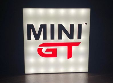 Mini GT Lightbox