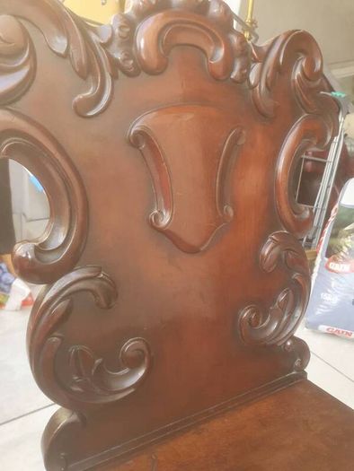 Victorian mahoganh hall chair