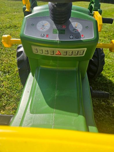 John Deere Kids Tractor