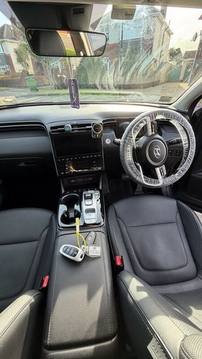 2021 Hyundai Tuscon Executive Plus HEV 94,000km