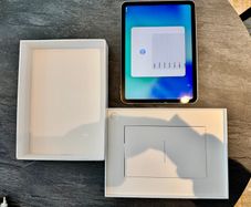 iPad 10th Gen A2696 Like New  Boxed  Used Once