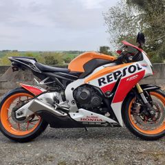 2016 Honda CBR1000RR Fireblade Repsol No. 26 Pedrosa CBR