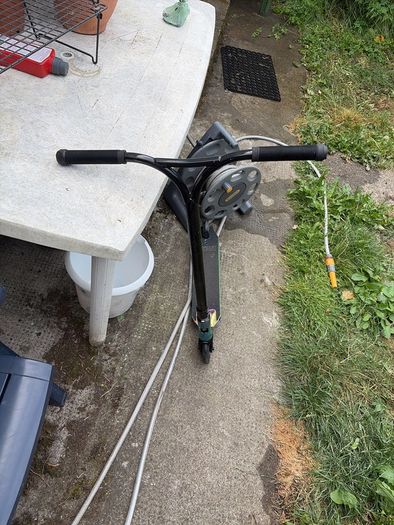 Lucky Stunt scooter
