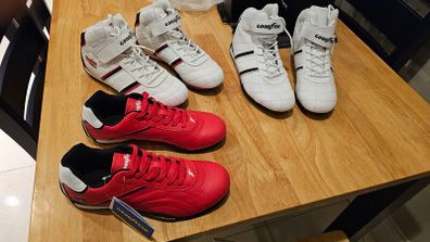 3 sets racing shoes