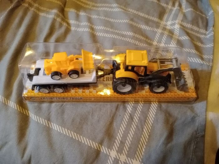 Dump Truck and Trailer