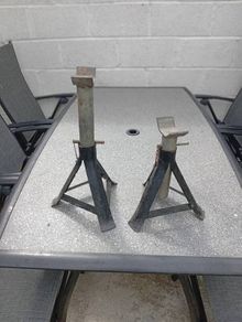 Axle stands