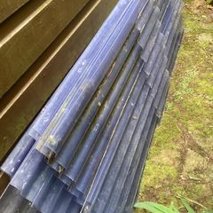 Corrugated plastic sheets