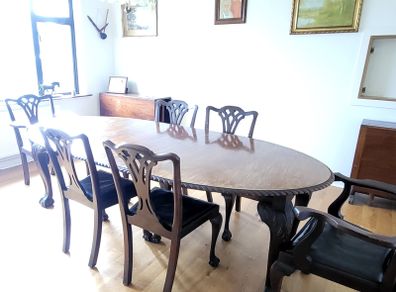 Dining table and 6 chairs