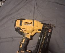 dewalt second fix nail gun