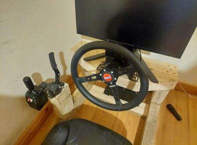 MOZA R9 (with accessories)