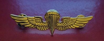 usmc / us navy parachute wings.