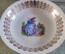Vintage Royal Alma Bone Cina Bowl 24 K. Gold.