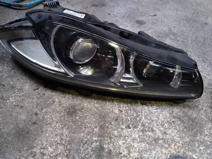 Jaguar xf x250 xenon headlight