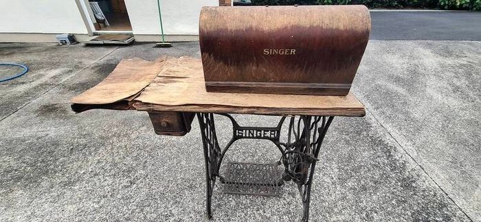 Antique Singer sewing machines x 2
