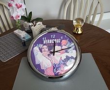 Clock wall type